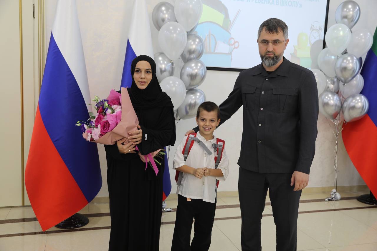 Магомед Рамазанов присоединился к акции «Собери ребенка в школу»