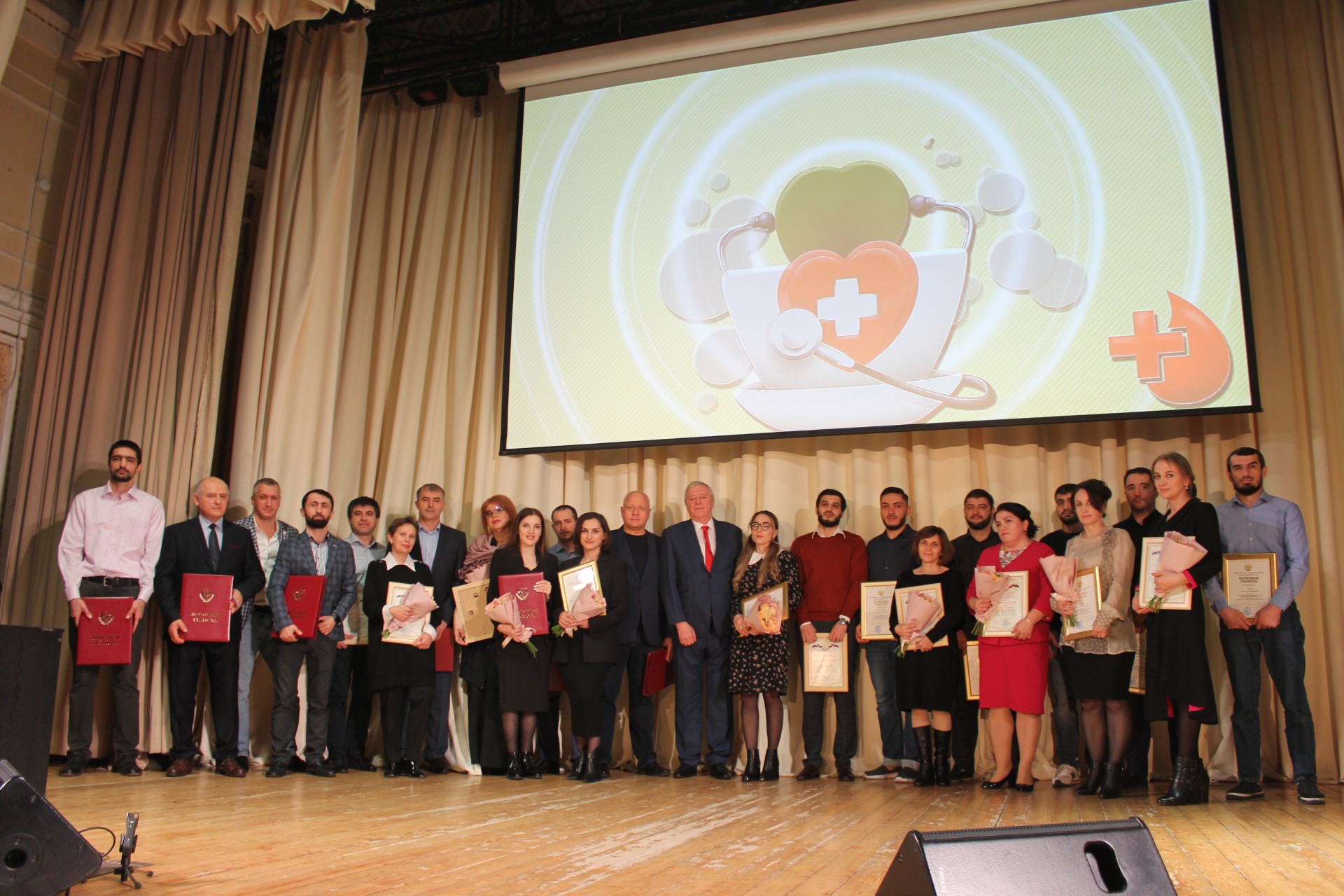 Представительство Республики Дагестан при Президенте Российской Федерации чествовало врачей – дагестанцев, работающих в Ковид-центрах в городе Москве