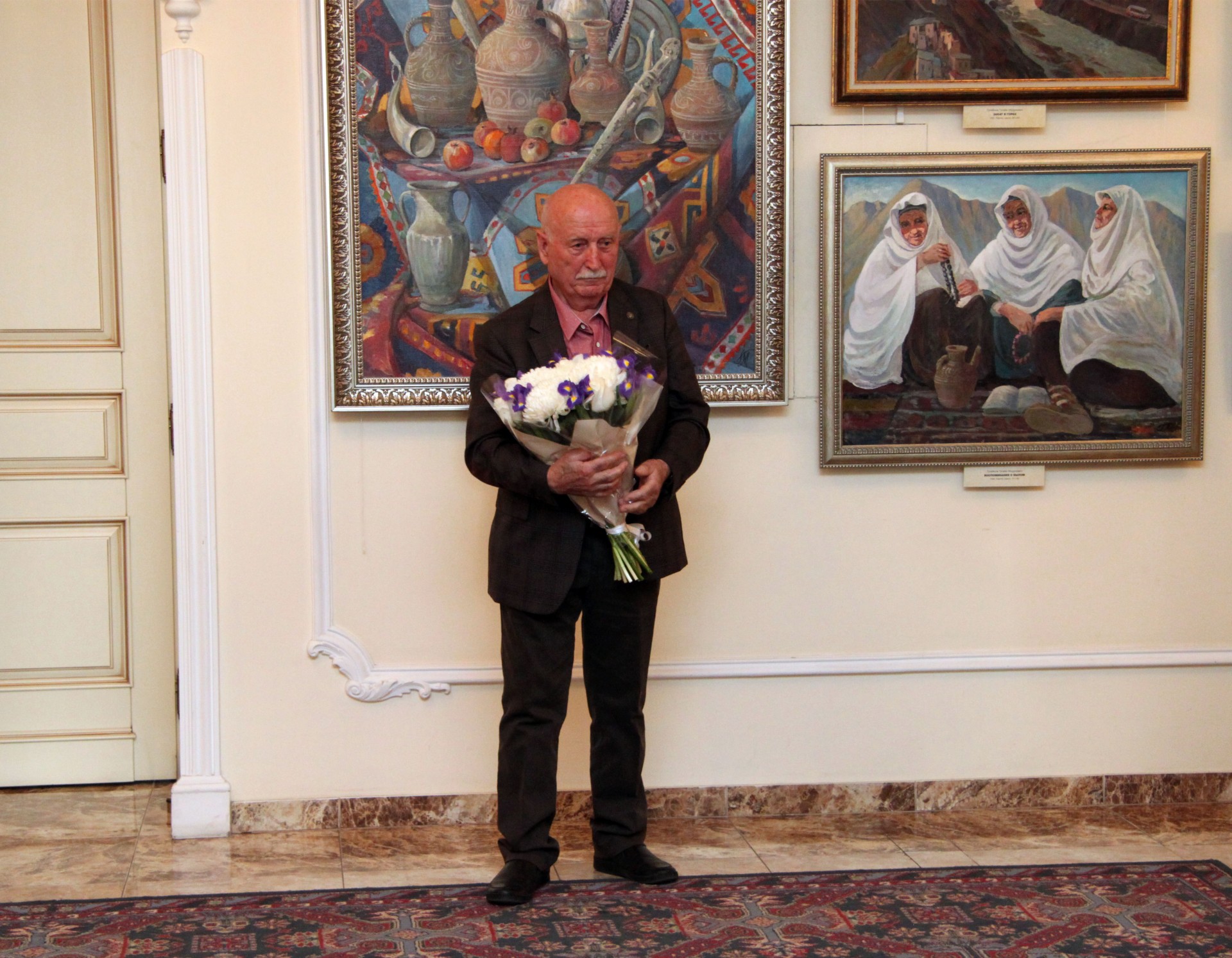 Выставка художника Гусейна Гусейнова