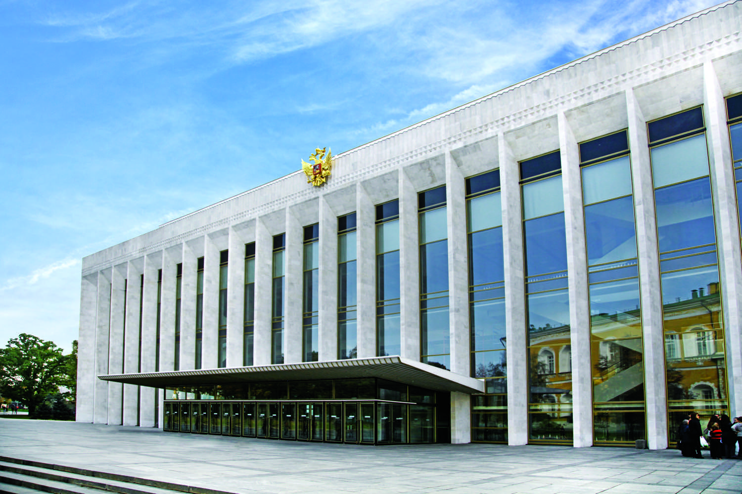 «Люди, люди-высокие звезды...»