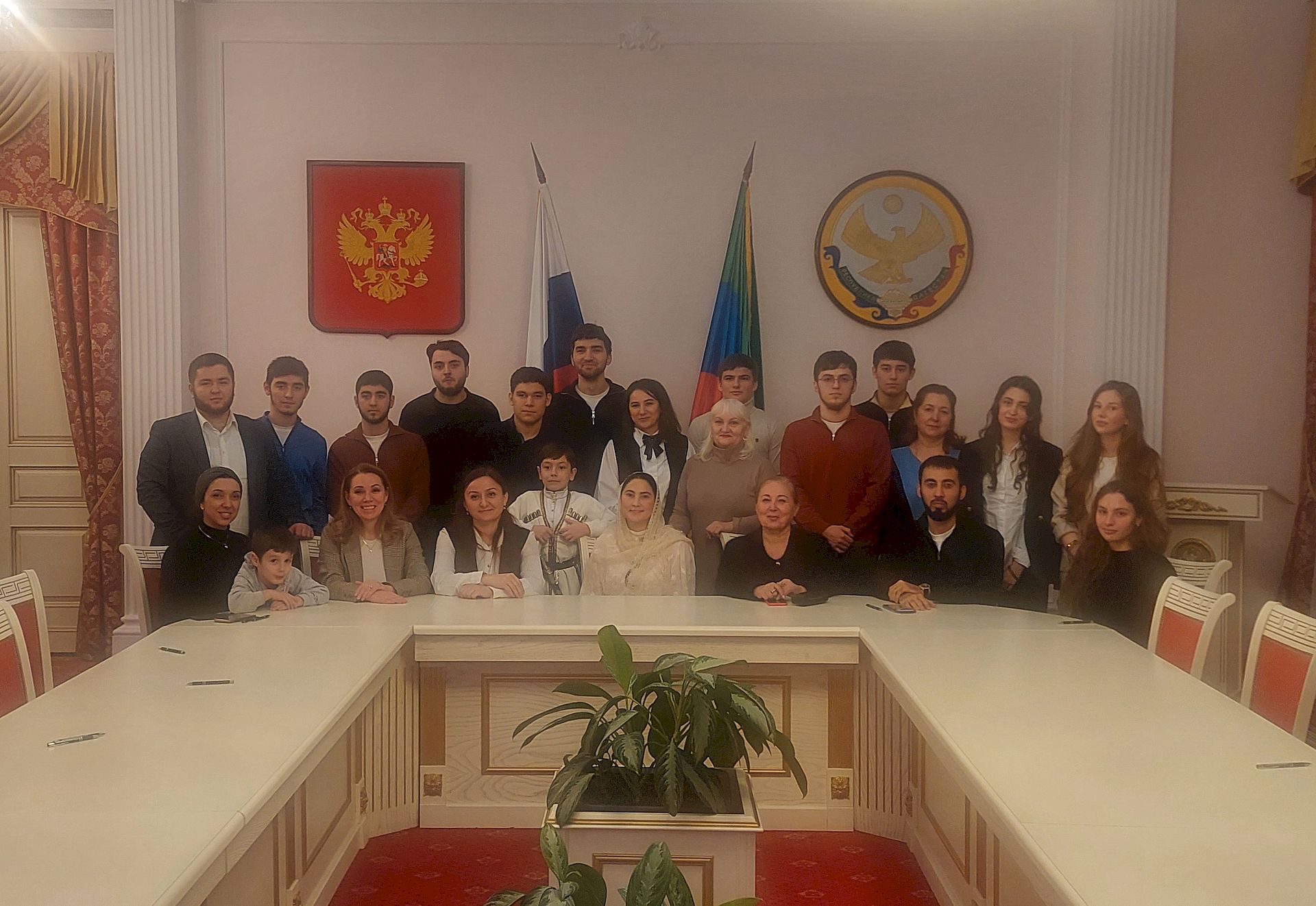 В стенах Постпредства Дагестана прошёл диктант на кумыкском языке в рамках вечера национальных культур