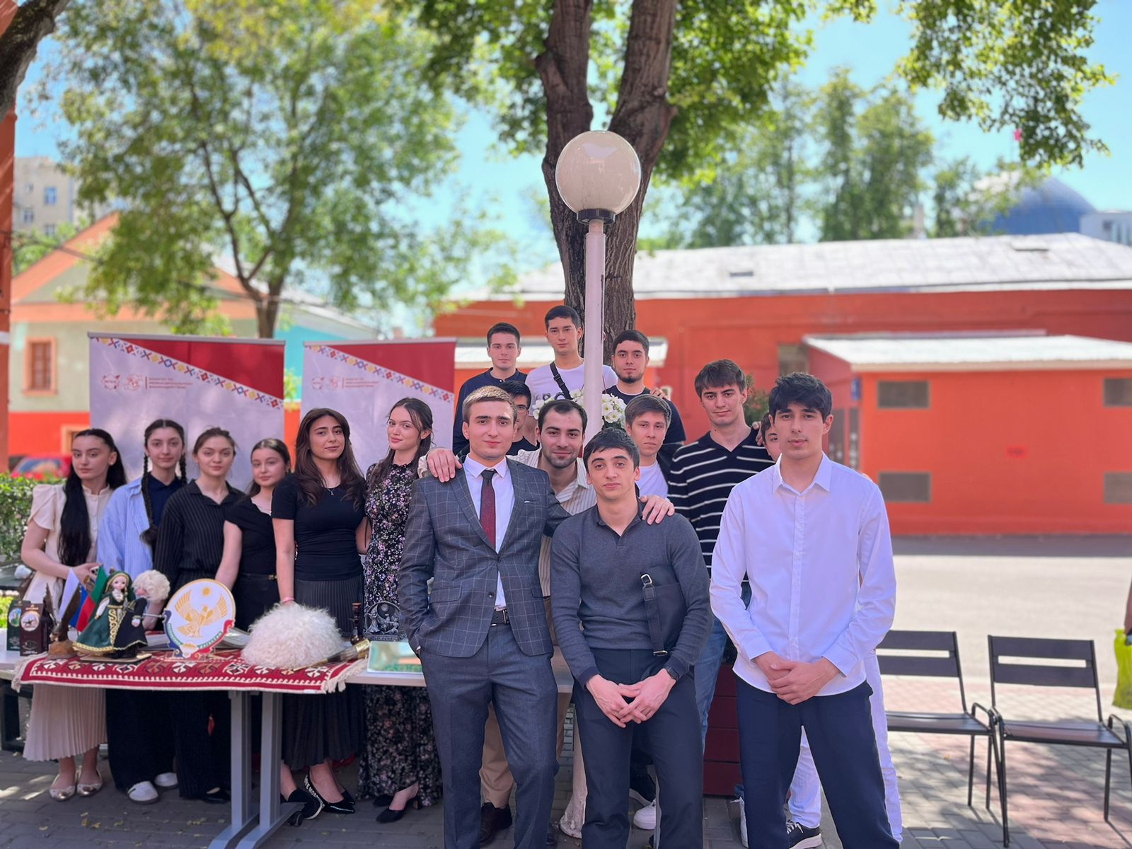 Экспозиция дагестанских студентов МГЮА достойно представила родную республику на Фестивале дружбы народов