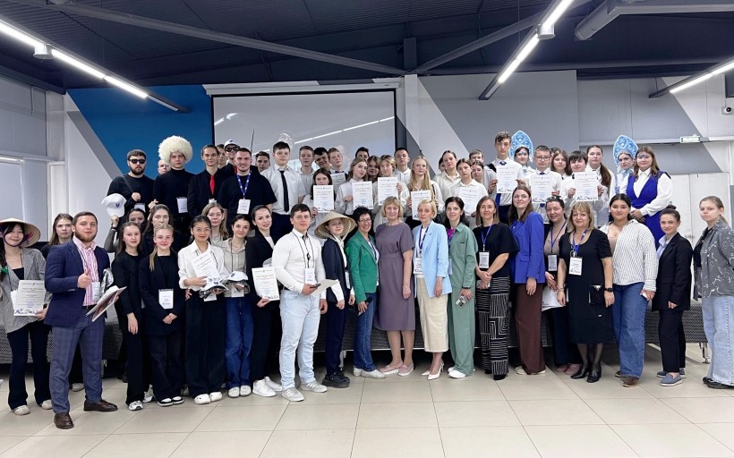 Студенты-дагестанцы РГУТиС раскрыли богатый туристический потенциал Республики Дагестан в ходе выставки «Отдых для всей семьи»