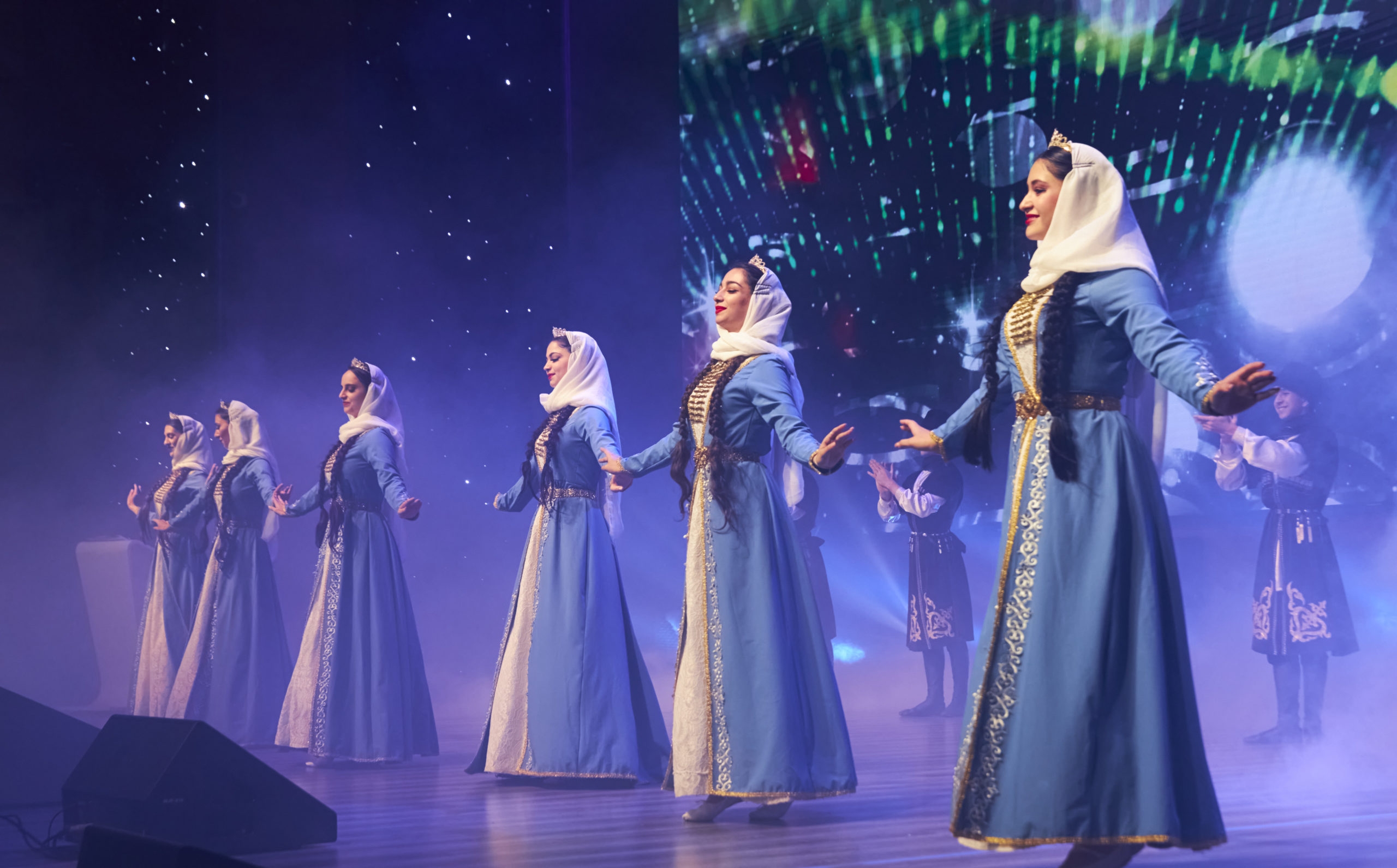 Праздничный концерт посвященный Дню единства народов Дагестана