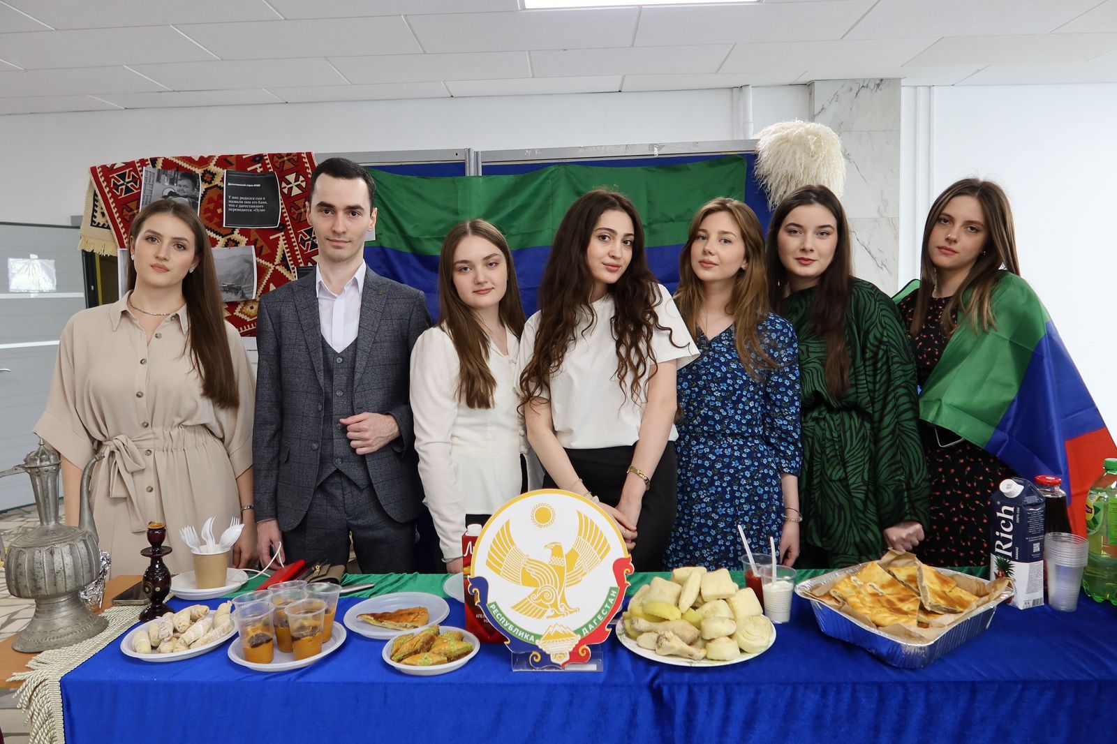 Дагестанские студенты представили обширную экспозицию Республики Дагестан на фестивале «Дружба народов» в МПГУ