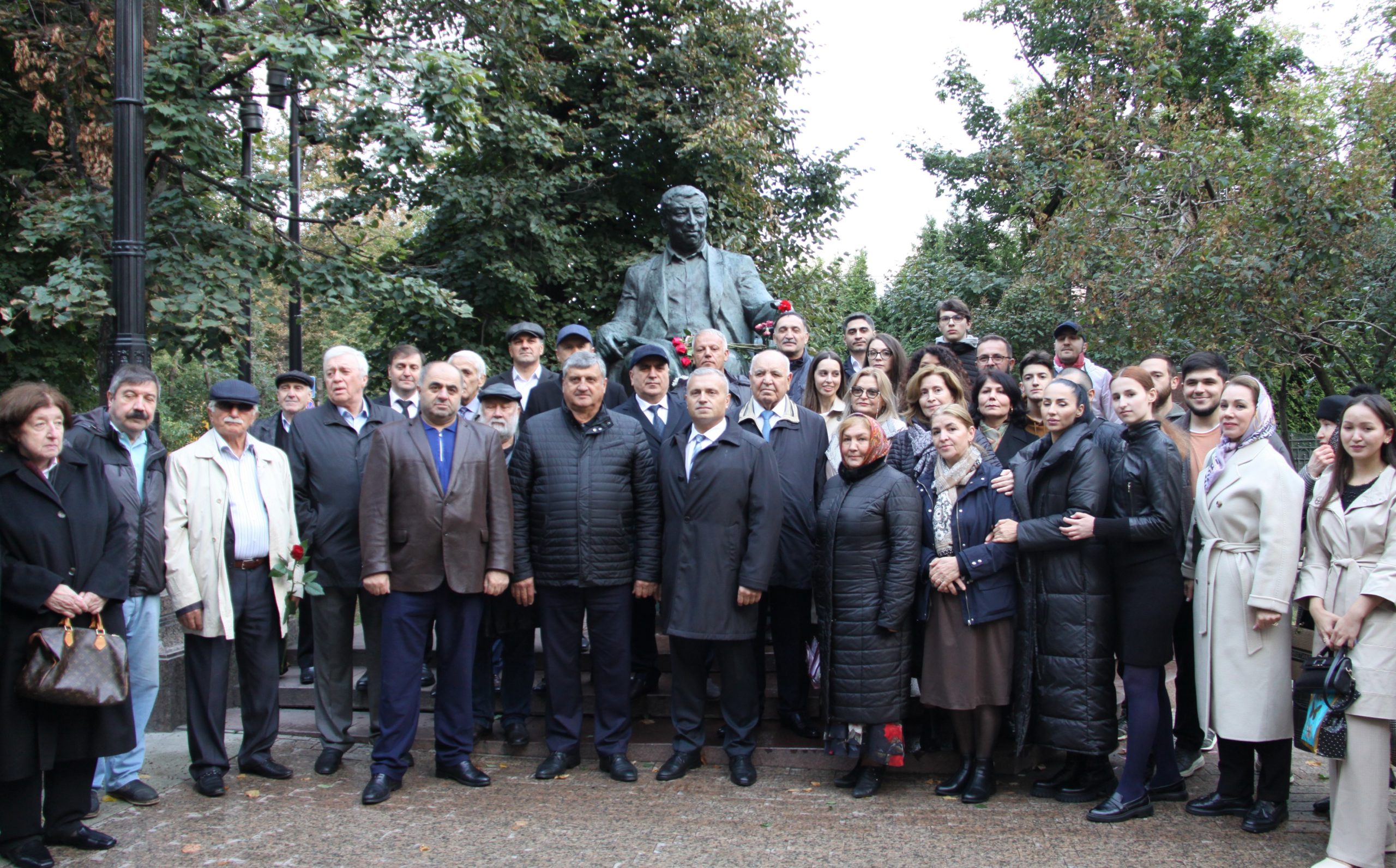 99-я годовщина со Дня рождения Расула Гамзатова