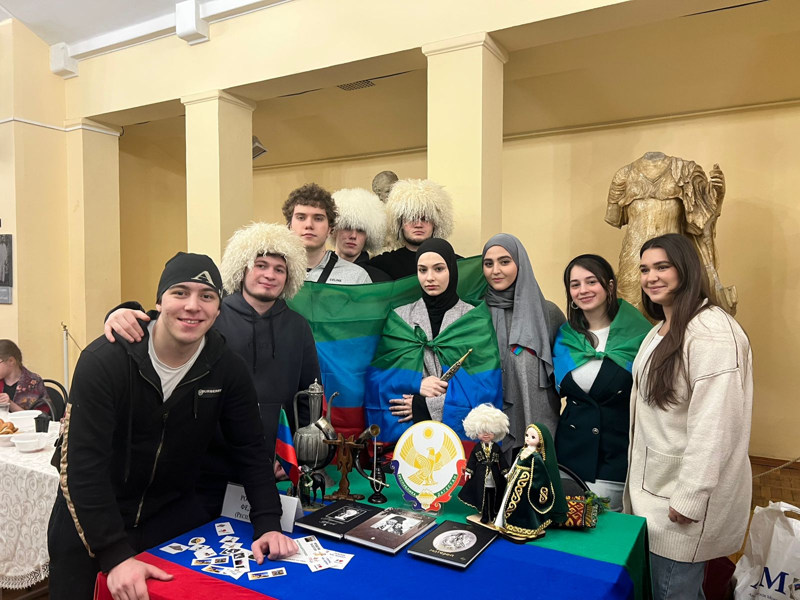 Студенческое объединение дагестанцев РГГУ показало национальный колорит Дагестана на Международном студенческом фестивале «Музыка моей души»