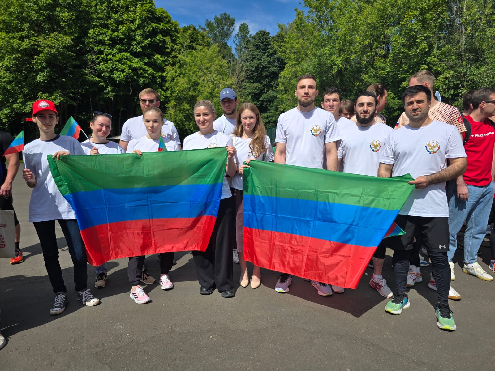 Сборная команда Постоянного представительства Республики Дагестан при Президенте Российской Федерации приняла участие в XII Спартакиаде землячеств и национально-культурных объединений города Москвы