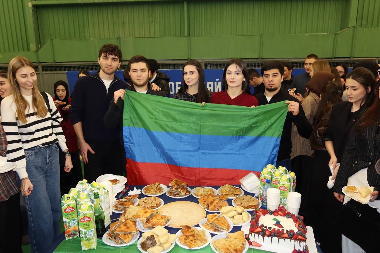 Дагестанское студенческое объединение Сеченовского университета представило широкую экспозицию Республики Дагестан на фестивале народов «Unity Week»