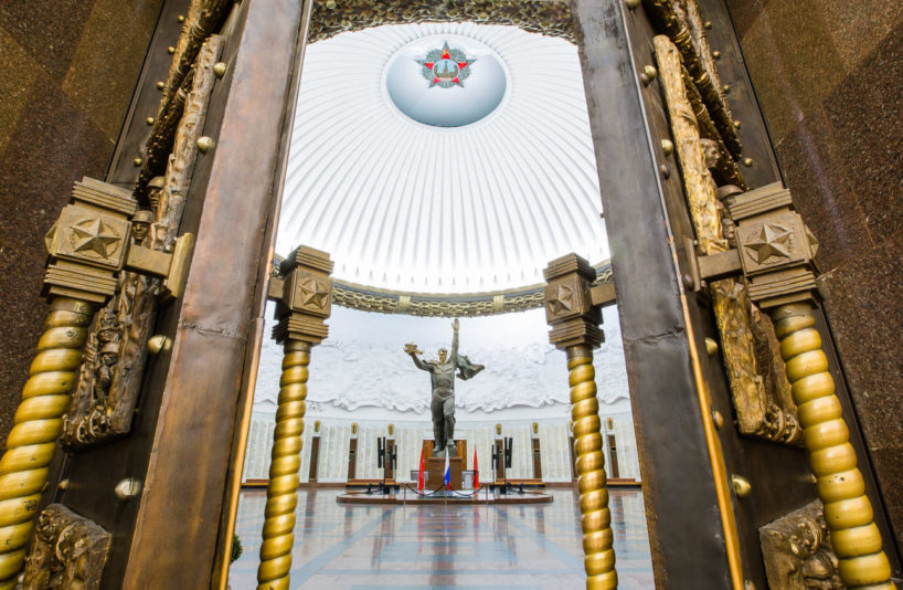 Поклон героям всех времен